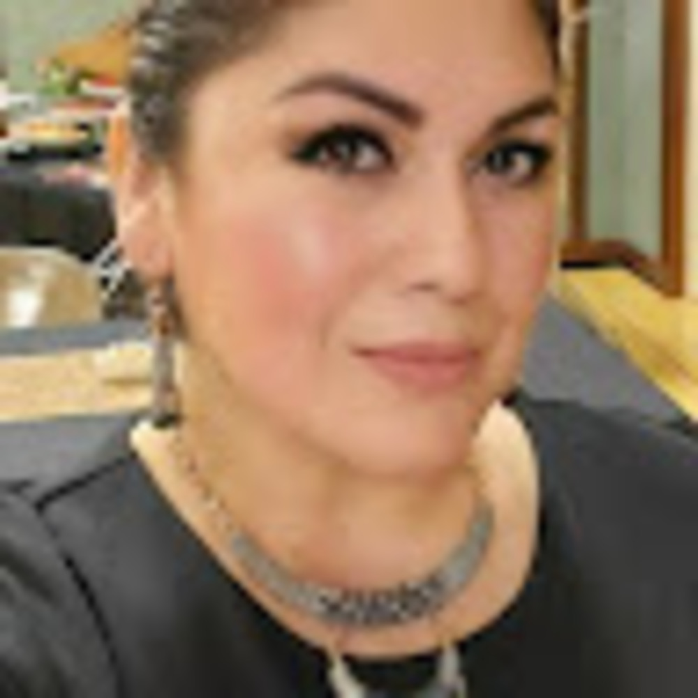 Meet your Posher, Alicia